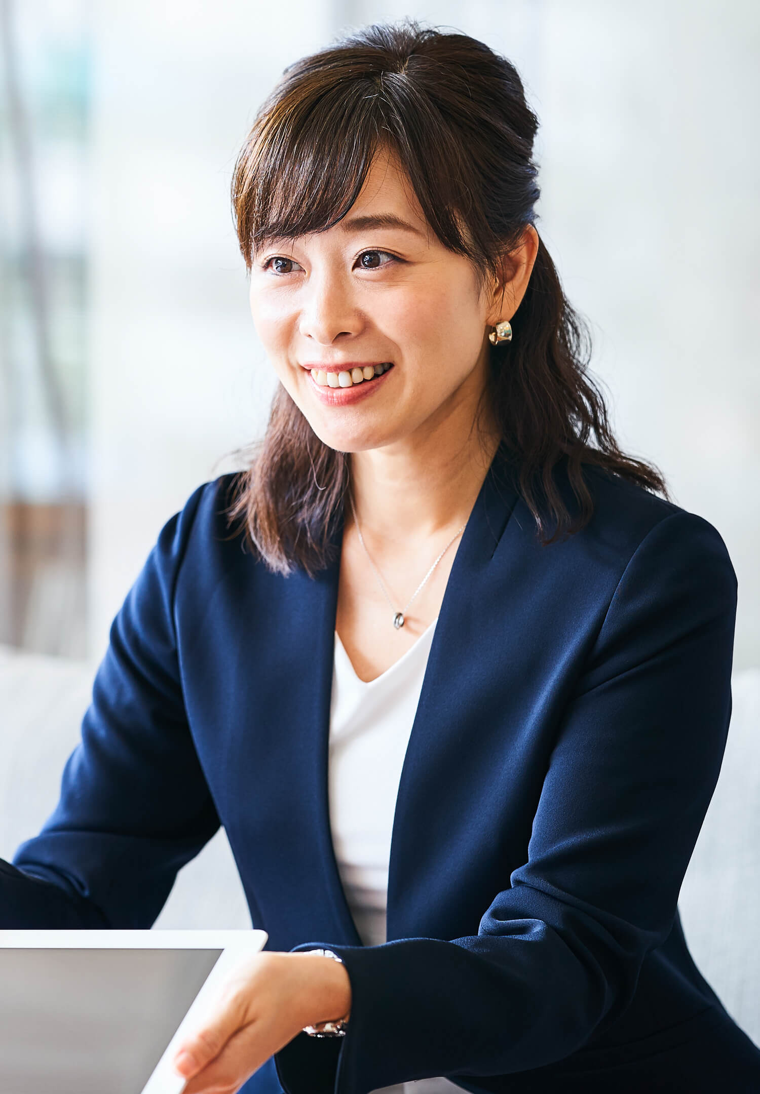 保険代理店の女性の写真